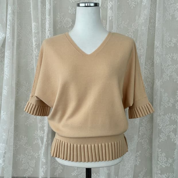 90) 한섬 랑방 컬렉션 브이넥 반팔 니트 베이지