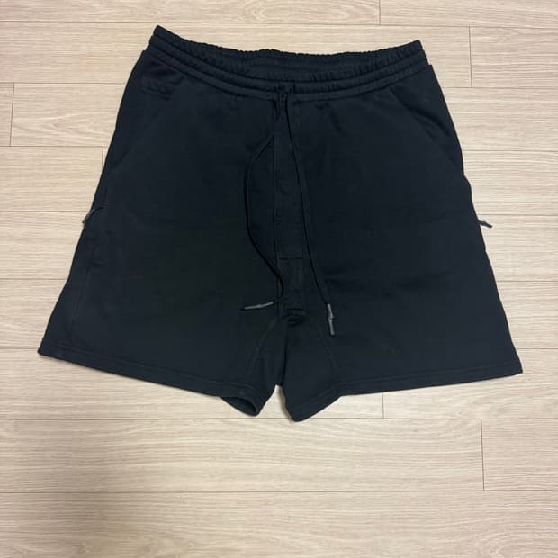 11 by Boris Bidjan Saberi P27 쇼츠 S