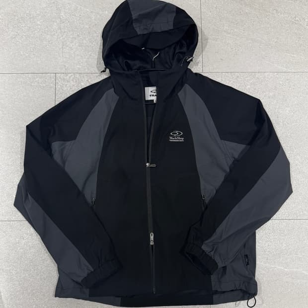 트래블 바람막이