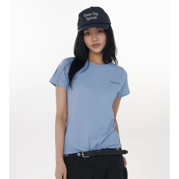 Attends for cuteness tee (Sky blue)