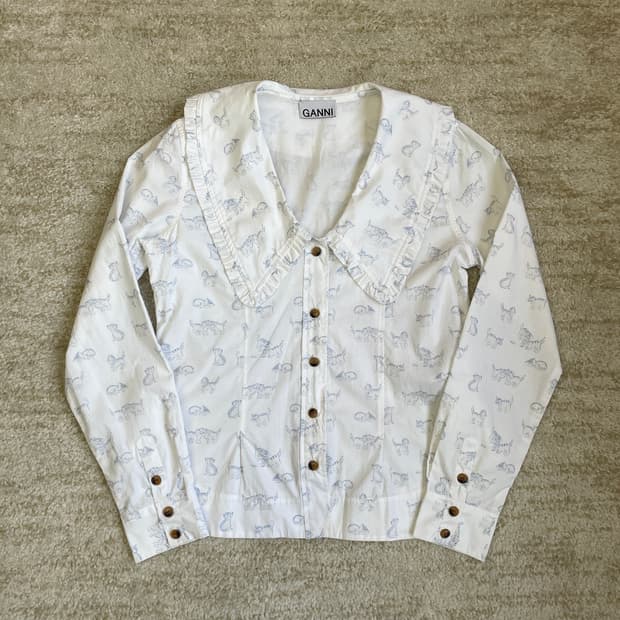 가니 GANNI 오가닉 코튼 프린트 포플린 V넥 셔츠