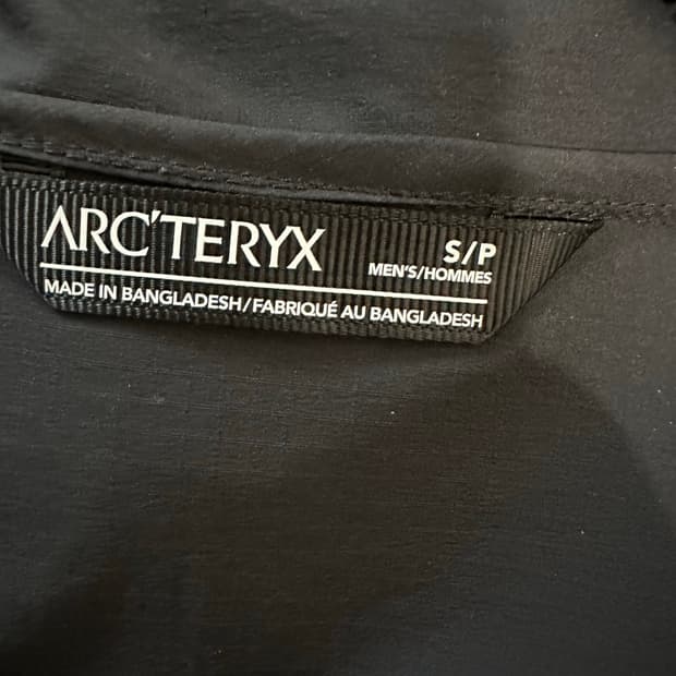 아크테릭스 스쿼미시 후드 바람막이