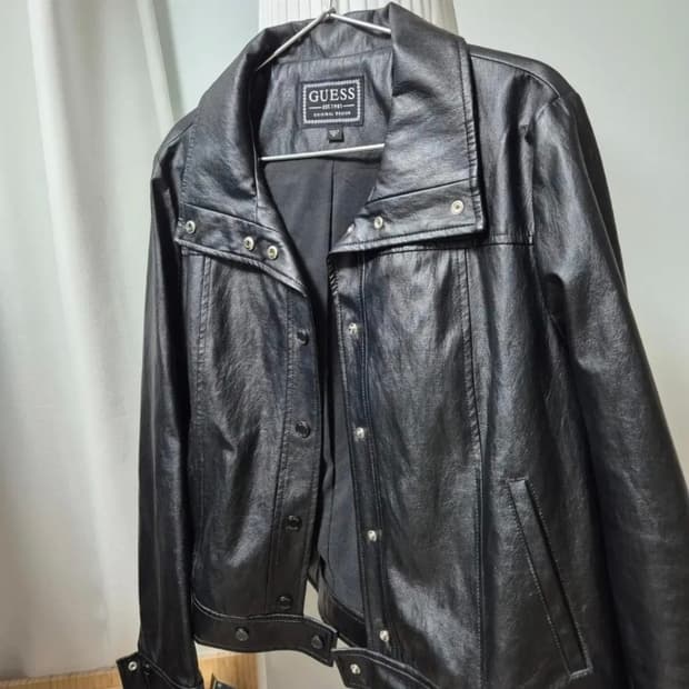 guess 가죽자켓