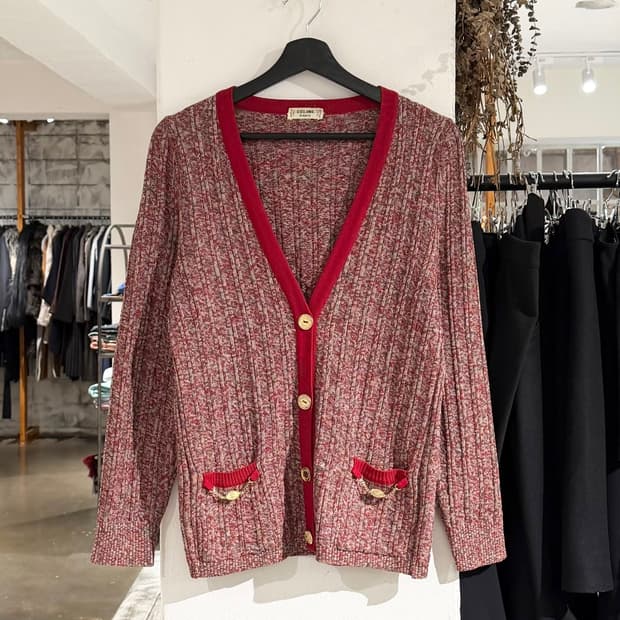 셀린느 레드 퓨어울 금장 버튼 브이넥 가디건