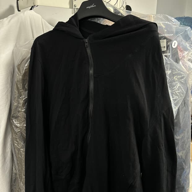 M 25ss 누마레 ee 커브드 후드집업 블랙 판매