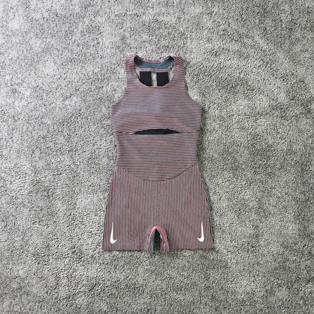 [무료배송] Nike Dri Fit 스포츠 점프수트