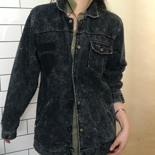 빈티지 워싱 블랙 데님 자켓