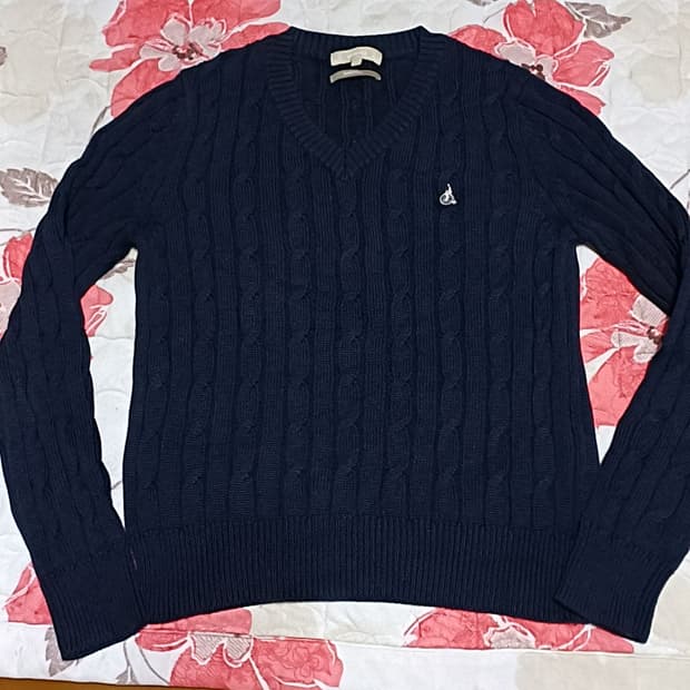 빈폴 꽈배기니트 실측90 여성55 가슴46 기장59