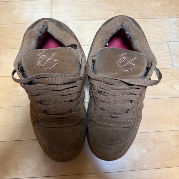 ES 악셀 보드화 브라운