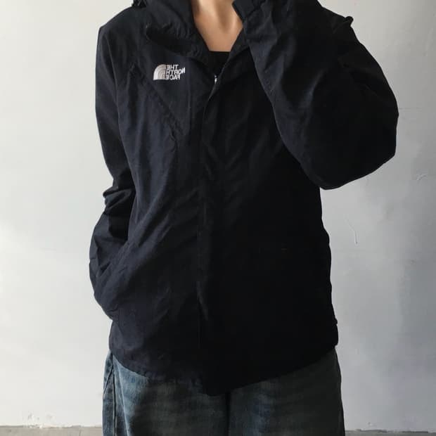 노스페이스 로고 후드바람막이