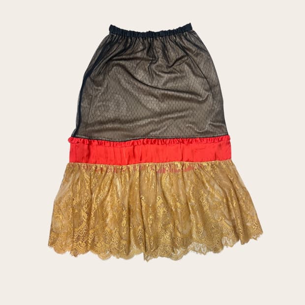 P024 언더커버x지유 레이스 롱 스커트