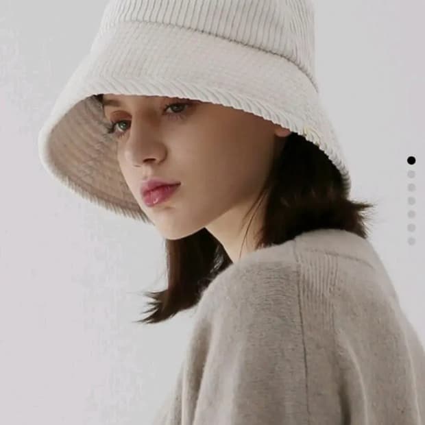 언더컨트롤 벙거지 모자 버킷햇 블랙 아이보리 겨울용