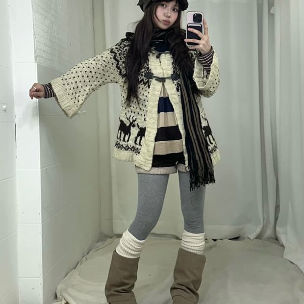 브라운 모카무스 노르딕 모리걸 뽀글이 반바지 코디세트