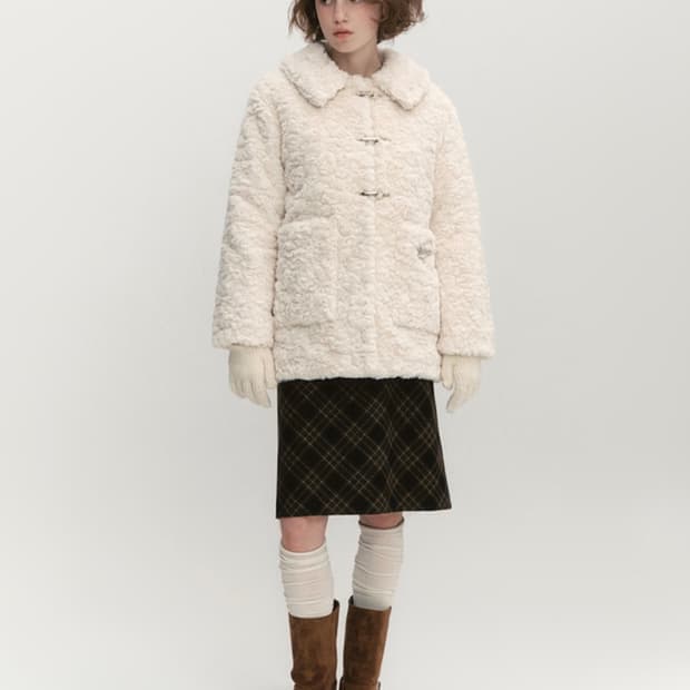 소프트 퍼 더플 자켓 아이보리