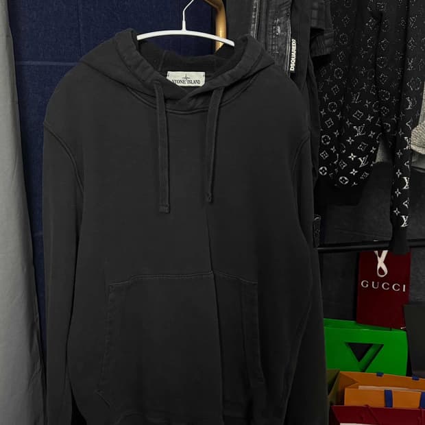 스톤아일랜드 후드티L