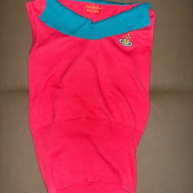 비비안웨스트우드 레드라벨 오프숄더