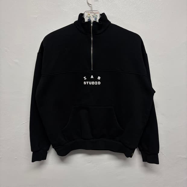 아이앱 스튜디오 하프집업