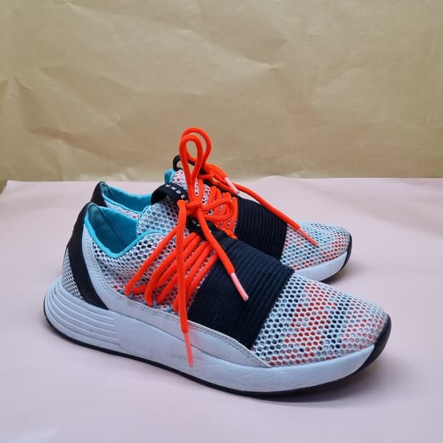 언더아머 브리스운동화 225