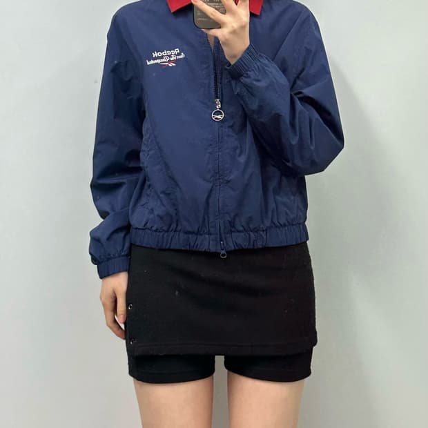 리복 올드스쿨 크롭 바람막이