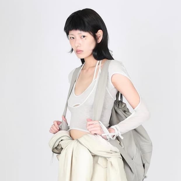 HYEIN SEO HALTER TOP WITH SLEEVES