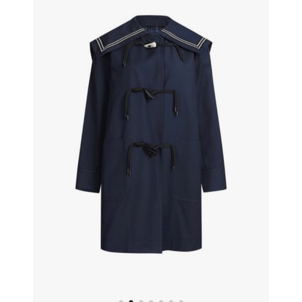 럭키슈에뜨 토글 세일러카라 하프 트렌치자켓