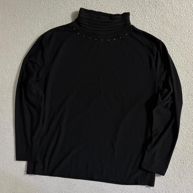 일본빈티지 블랙 큐빅 넥라인 포인트 탑