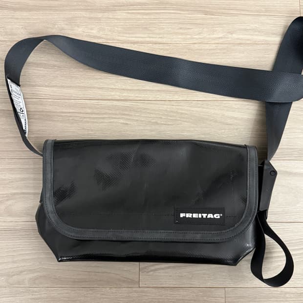 [새상품] 프라이탁 하와이파이브오 올블랙