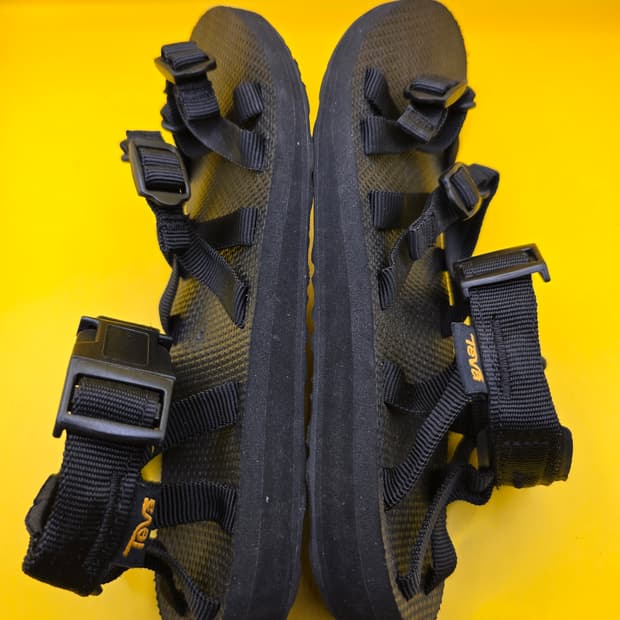 테바 오리지널 알프 샌들 블랙 (230)