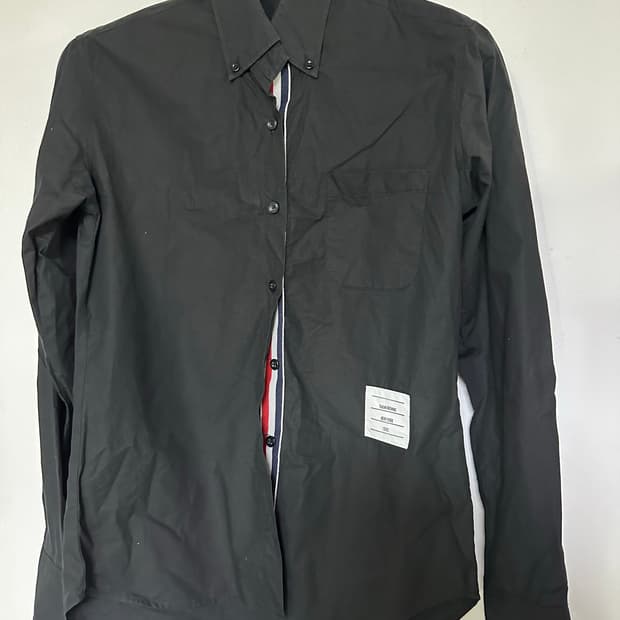 톰브라운 블랙 셔츠 M