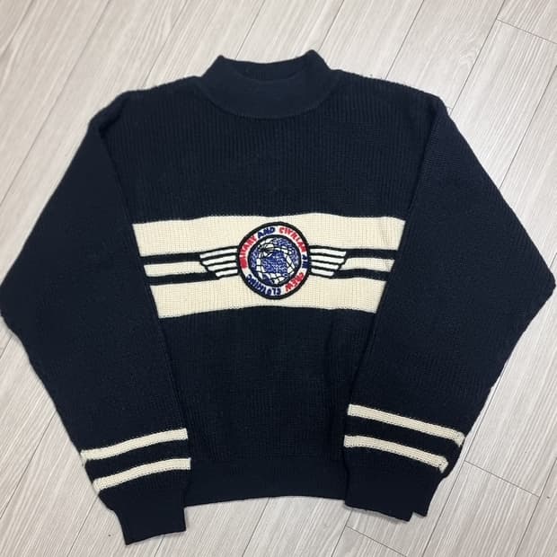 DERANGER 네이비색 니트 스웨터 남성(95-100)