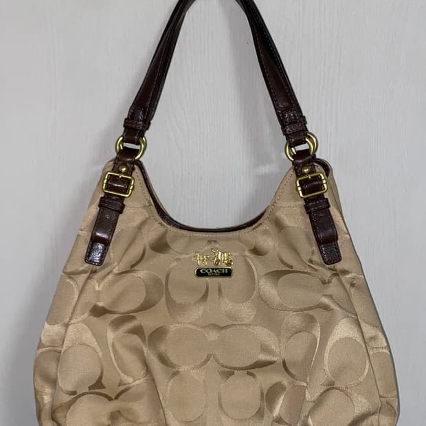 vintage Coach shoulder bag