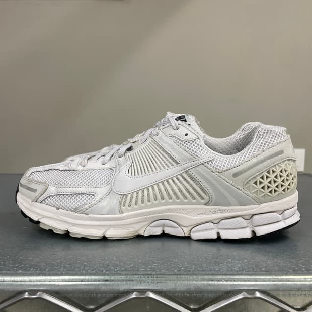 나이키 줌 보메로 5 285