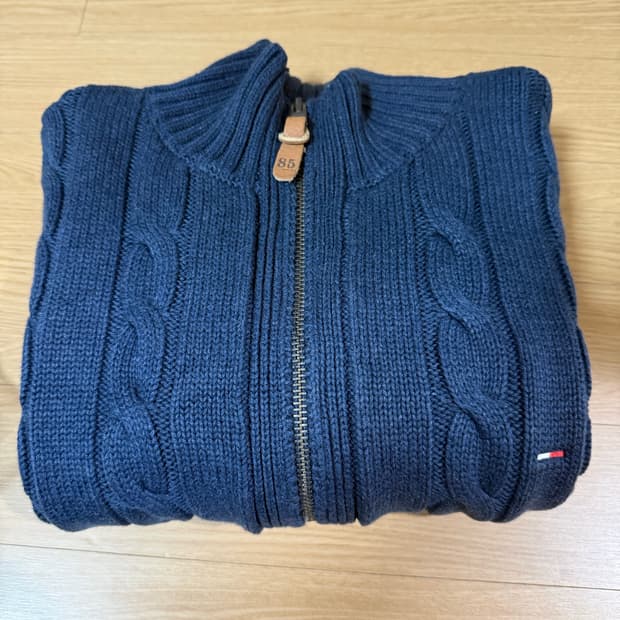 타미힐피거 하이넥 케이블 집업 가디건(100) 새상품