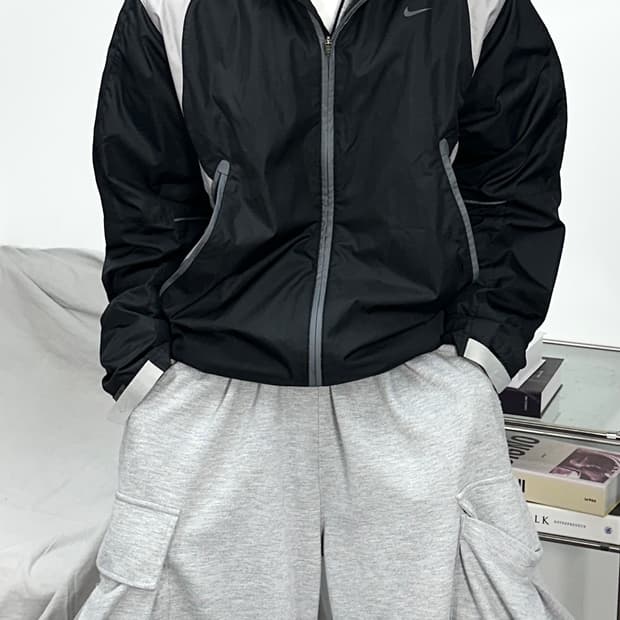 나이키 00s 블랙 그레이 바람막이 XL