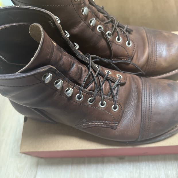 레드윙 아이언레인저 8111 8D