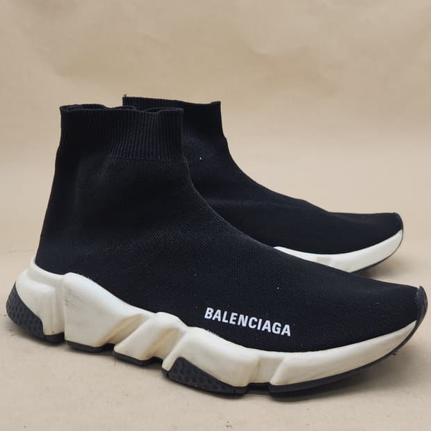 BCG 삭스 스니커즈 250