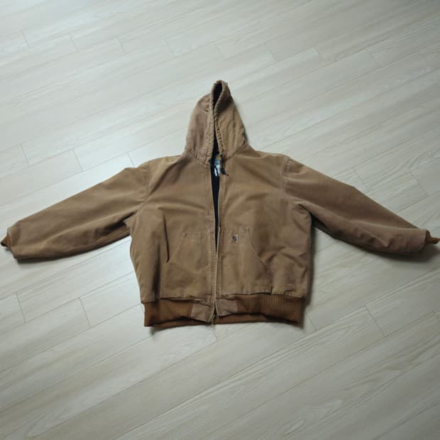 Carhartt j130 vintage 브라운(BRN)색상 판매합니다