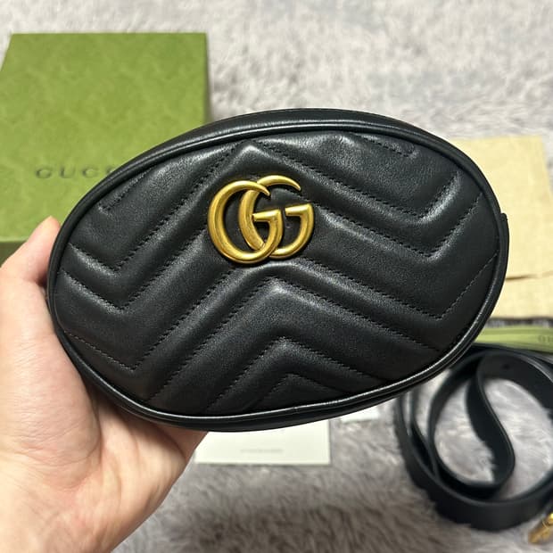 [풀구성] 구찌 GG 마몬트 마틀라세 벨트백 블랙