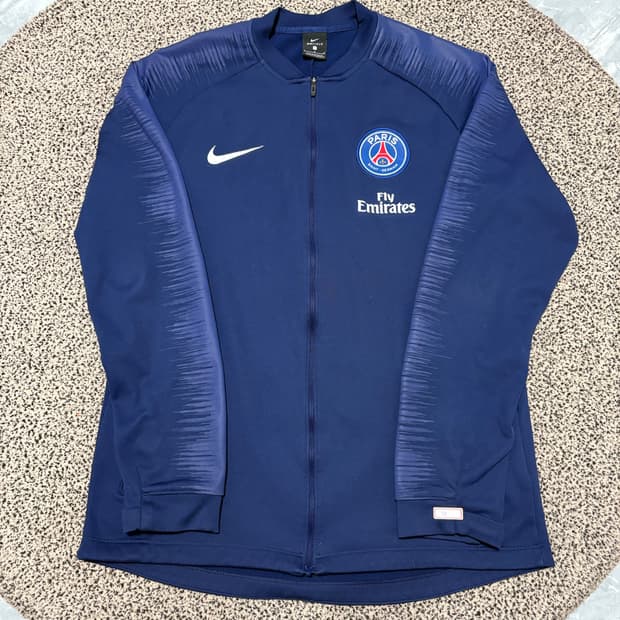 나이키 자수로고 파리생제르망 집업