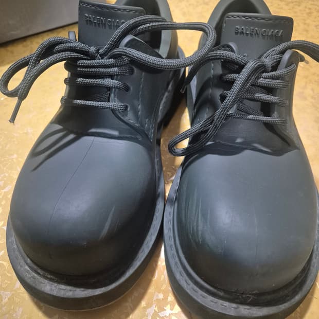 발렌시아가 스테로이드 더비 40 다크 그린