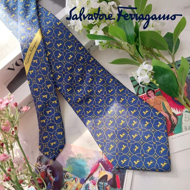 살바토레 페라가모 실크 블루 말 패턴 넥타이 10cm A등급 K1591

