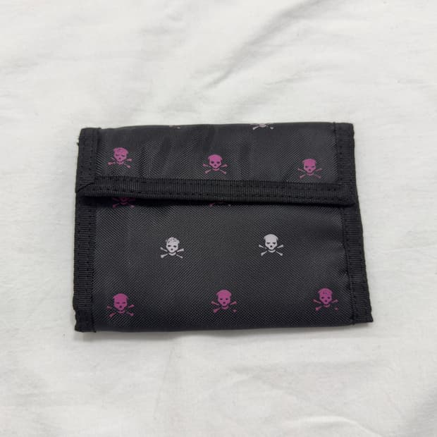 skull wallet