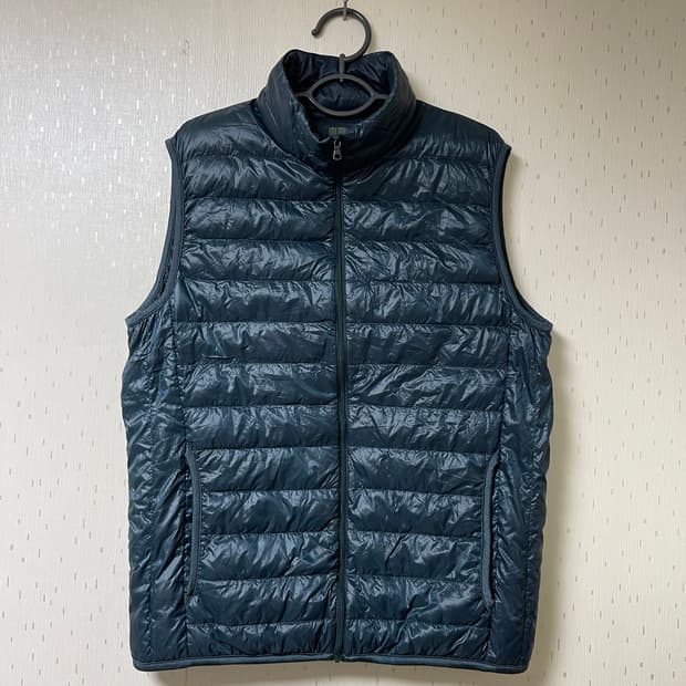 유니클로 정품 경량 다운 베스트 조끼 100