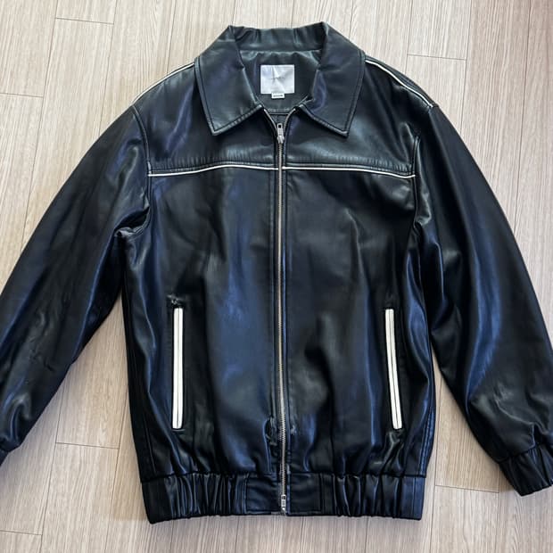 유스 (YOUTH) 22FW OVERSIZED FAUX LEATHER J