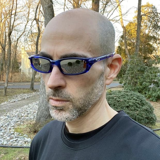 오클리 파이브스 2.0 크리스탈 블루