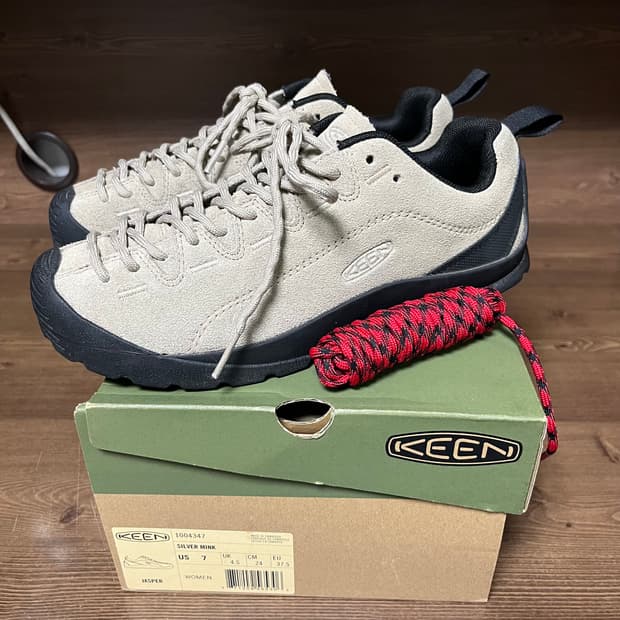 (W240) 킨 재스퍼 스웨이드 스니커즈 실버 밍크