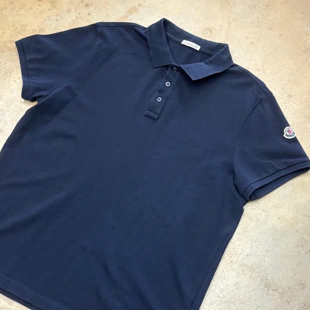 L 몽클레어 네이비 카라 반팔티