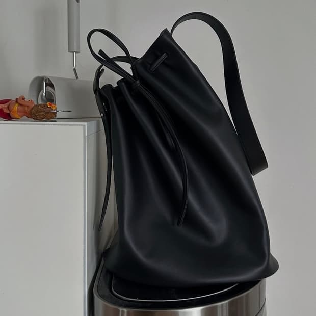 [유일매물] ISHII 카라데 레더 백