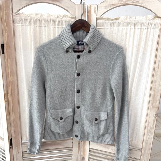 Gray knit cardigan