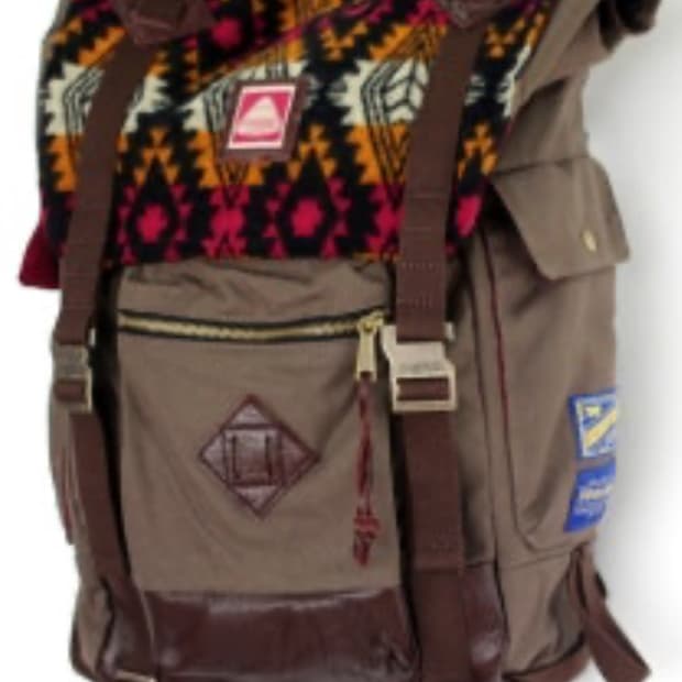 잔스포츠x펜들턴 백팩 팝니다!